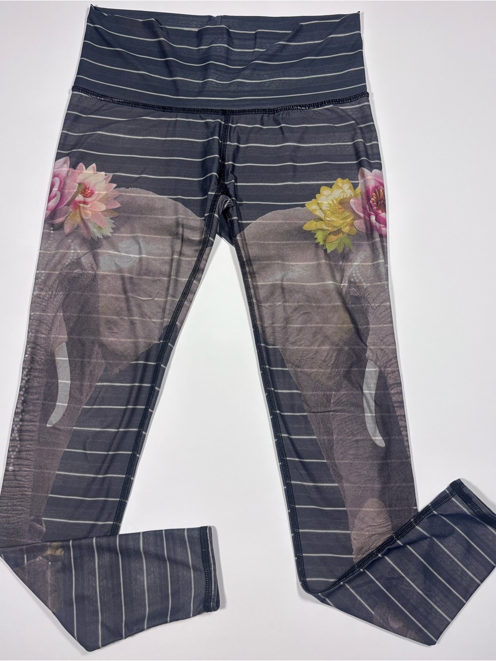 Teeki Love The Elephant Hot Pant